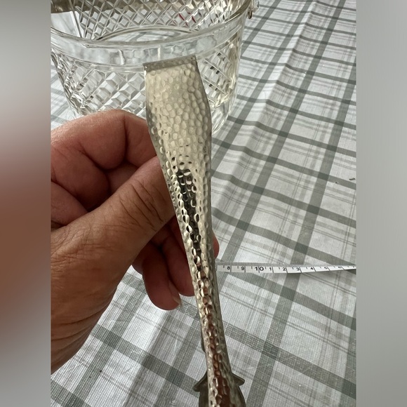 Vintage Clear Diamond Cut Glass Ice Bucket with Hammered Metal Handle and Tongs - Picture 8 of 12